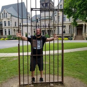 Meet your Posher, Glenn